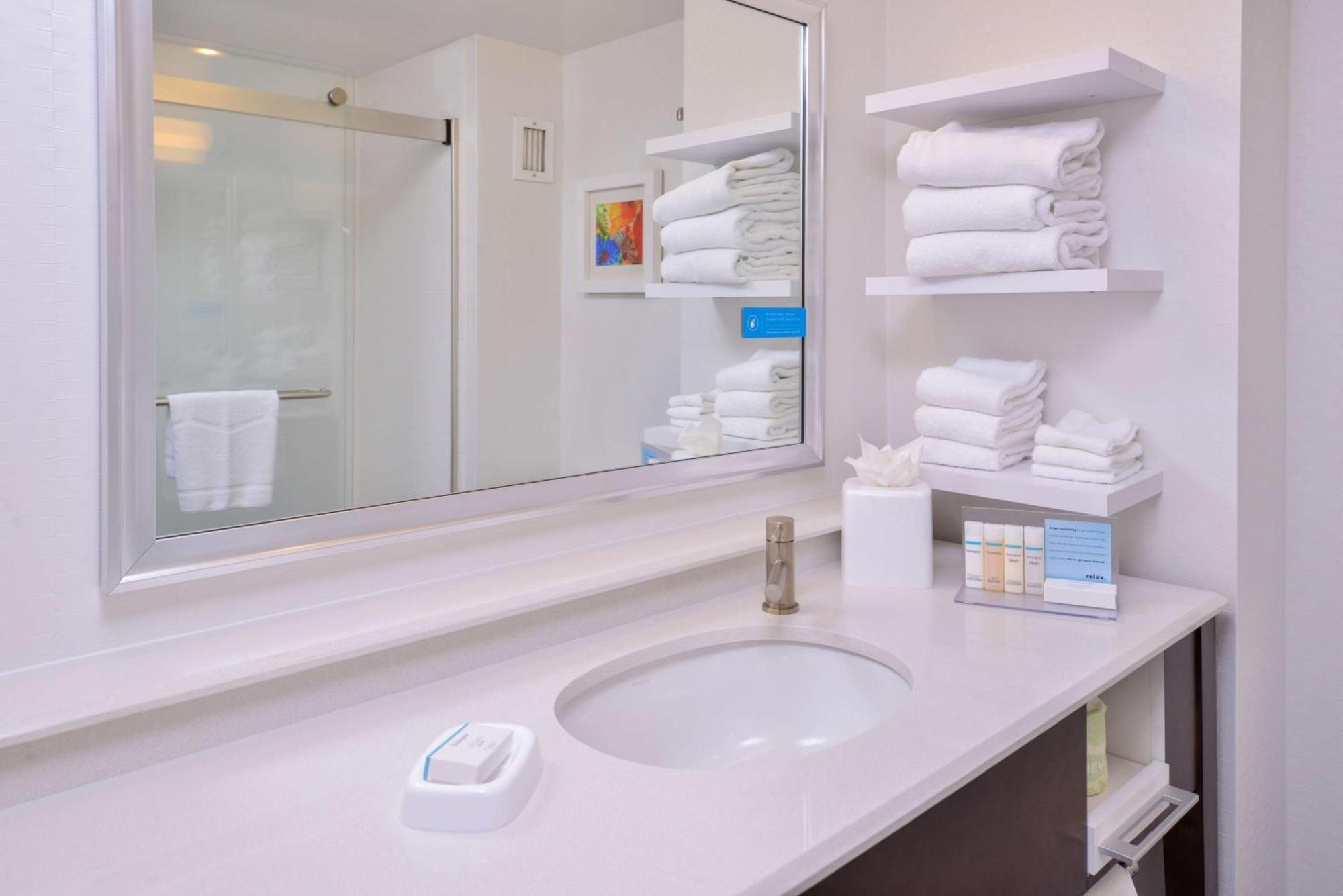 סי טק Hampton Inn Seattle Airport מראה חיצוני תמונה